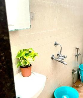 Goregaon East House | Peaceful