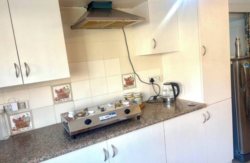 Kishangarh House | Peaceful Luxury 2 BR Retreat I Heart OF The City