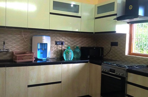 Nainital Villa | Peach Villa By Ebony Stays – 3 BHK Luxury Villa in Nainital with Himalayan Views