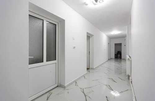 Craiova House | Pensiunea Arieș