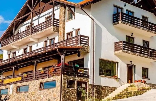 Hangu House | Pensiunea La Bunica