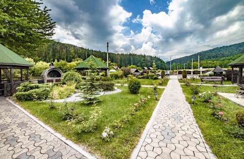 Agapia House | Pensiunea Maria