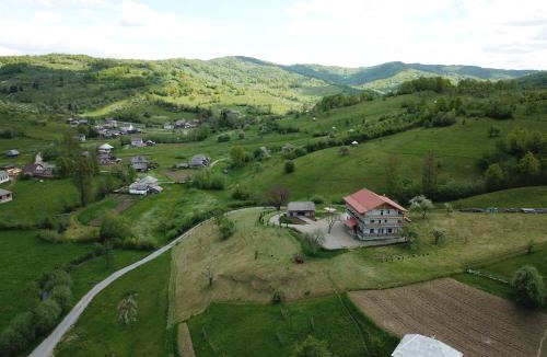 Stramtura House | PENSIUNEA PLAI STRABUN