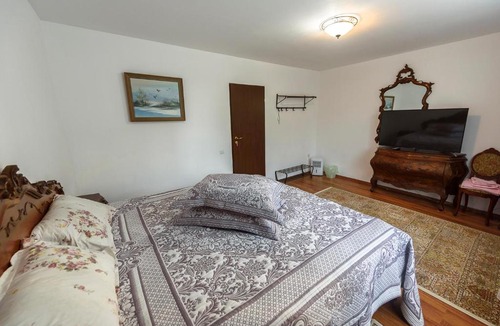 Eselnita House | Pensiunea SARRA