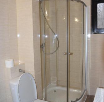 Barnova House | Pensiunea Sasha