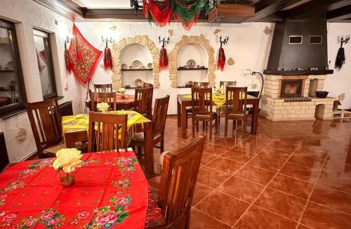 Sighisoara House | PENSIUNEA STEJARUL -Restaurant LA GITANA