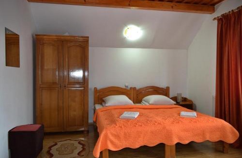 Vadu Izei House | Pensiunea Teodora Teleptean