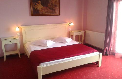 Iasi House | Pensiunea Velvet