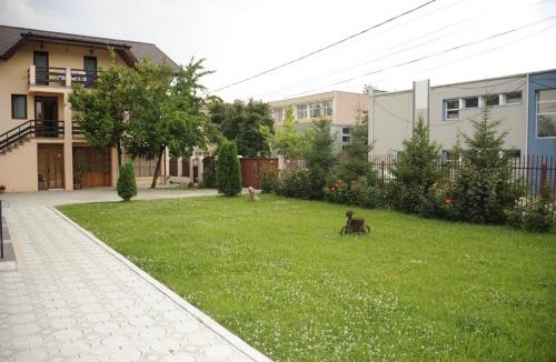 Iasi House | Pensiunea Velvet