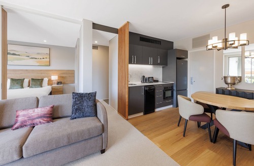 Pokolbin Hotel | Peppers Hunter Valley Accor Vacation Club Apartments