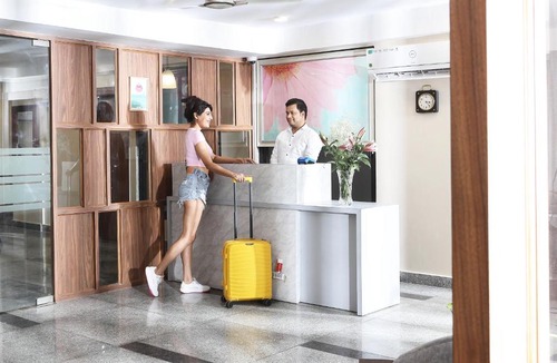 DLF Phase 3 Hotel | Perch Arbor Cyber City