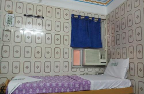 Triplicane Hotel | Perfect Guest House