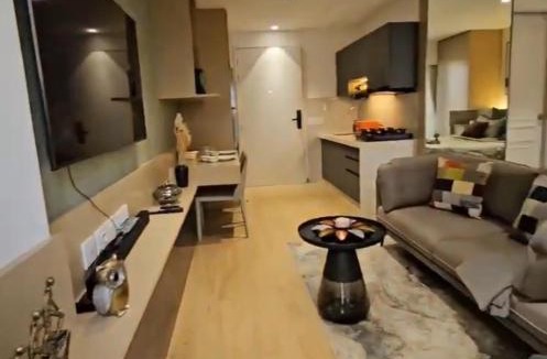 Viman Nagar House | Petal Stays - Neon Homeotel 1 Km from Airport