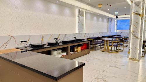 Pithampur Hotel | Pheonix Luxury Inn