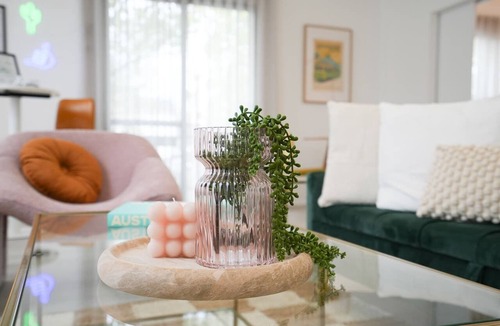 Northbridge Apartment | Pied-à-terre Apt near to RAC Arena