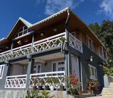 Kurseong Villa | Pine Forest Retreat
