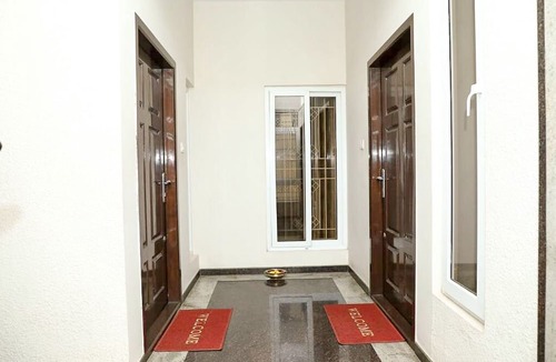 Bengaluru Hotel | Pink petals service apartment
