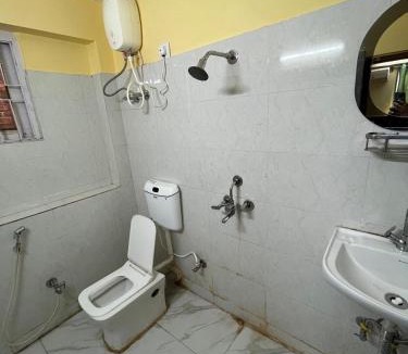 Sector 1 Hotel | PlatinumIN Guesthouse