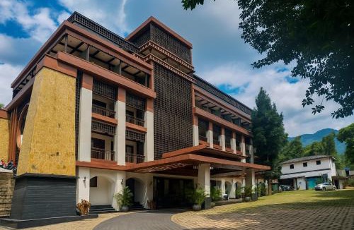 Bigha Resort | Pleasant Tree Hotels - Luxury Stay Amidst Nature