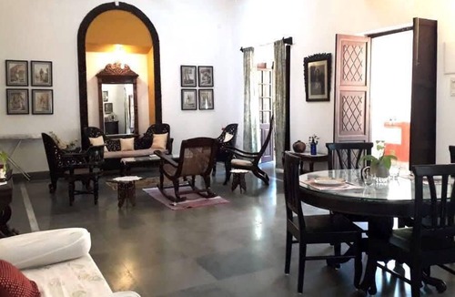 Benaulim House | Plush Colonial Home 1km from the Beach with 5★WiFi