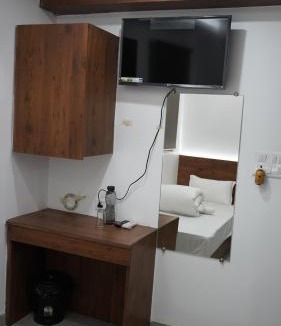 Bistupur Hotel | POD N BEYOND SMART HOTEL @BISTUPUR