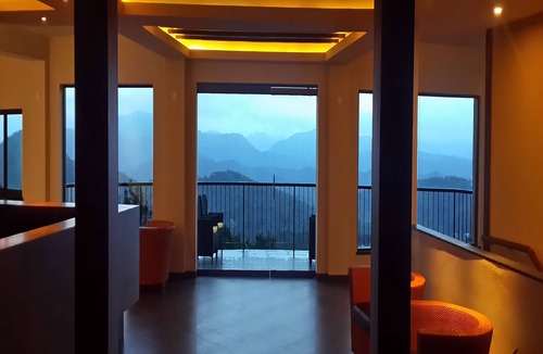 Elappara Hotel | Poetree Thekkady