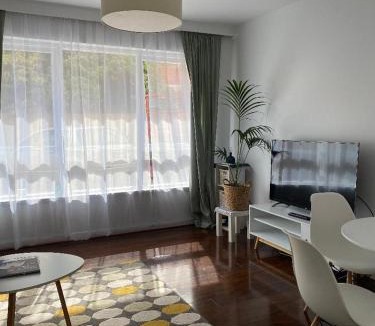 Elwood Apartment | Poets Retreat