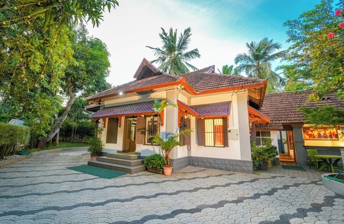 Kovalam Villa | POP Tavern Pool Villa by VOYE HOMES