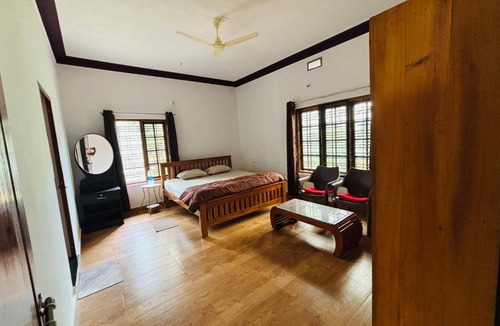 Virarajendrapet House | Prashi Homestay