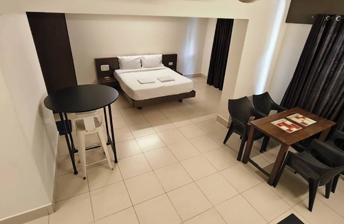 Manipal Hotel | PRATHAM INN BY DOWNTOWN HOTELS