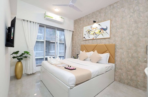 Andheri East Hotel | Premium 1 BHK SUITE (Gagal Home)
