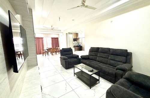 Shaikpet Apartment | Premium 3bhk near Manikonda