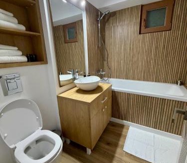 Craiova Apartment | Premium Loft Central