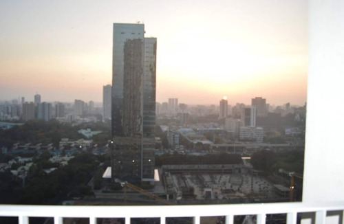 Malad East House | Premium Pool View in Esquire - Oberoi Garden City