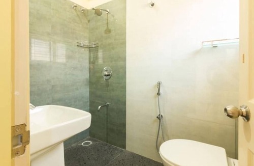 Bengaluru Apartment | Premium pvt. room w/attach bath - 3/3 Bengaluru
