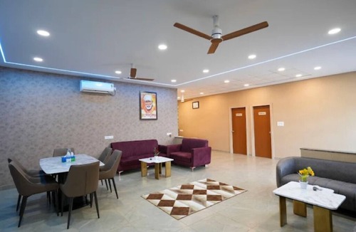 Shirdi Villa | Premium Stay Experience in a Prime Location Peacefull &Stylish Property.