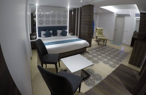 Jabalpur Hotel | Pride By Samrat