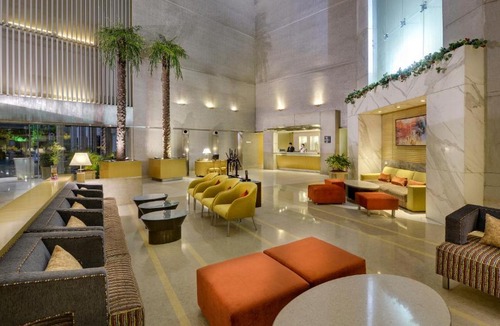 Bodakdev Hotel | Pride Plaza Hotel, Ahmedabad
