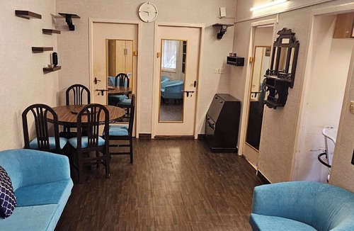 Little Mount Apartment | Prime Location 2-Bedroom Home - Minutes from Metro, Shopping & Airport