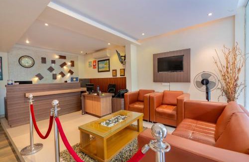 Shenoys Hotel | Prime Palace Hotel - MG Road