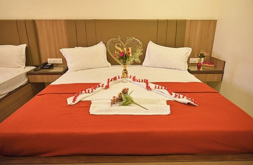 Jalgaon Hotel | Pritam Park Hotel