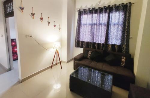 Jhansi Apartment | Private 2BHK at Elite Circle Heart of Jhansi near Railway Station