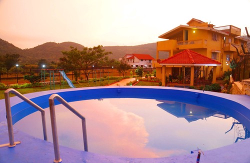 Lonavala Villa | Private Farm Villa with large Open area- 6BHK