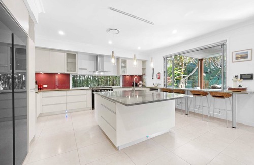 Mudjimba House | Private Mudjimba Oasis- Pet friendly
