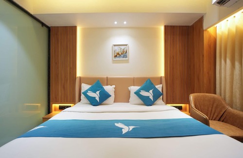 Thaltej Hotel | Privilon Hotel SBR