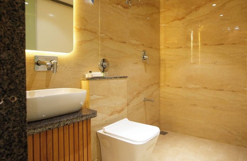 Thaltej Hotel | Privilon Hotel SBR