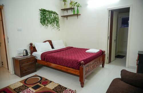 Kodaikanal Villa | PRIYA PALACE - HOMESTAY SWIMMING POOL I Kodaikanal I 87oo and 2o5 and 865