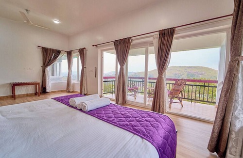 Elappara Resort | Priyas Villa Vagamon by VOYE HOMES