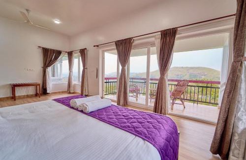 Vagamon Hotel | Priyas Villa Vagamon by VOYE HOMES-Scenic Mountain View