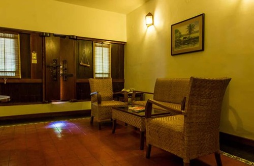 Aryad South Hotel | Punnamada Resorts